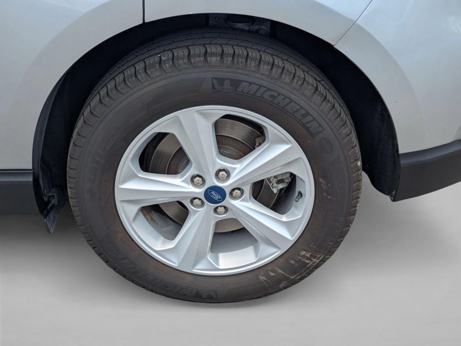 2022 Ford Edge SE AWD