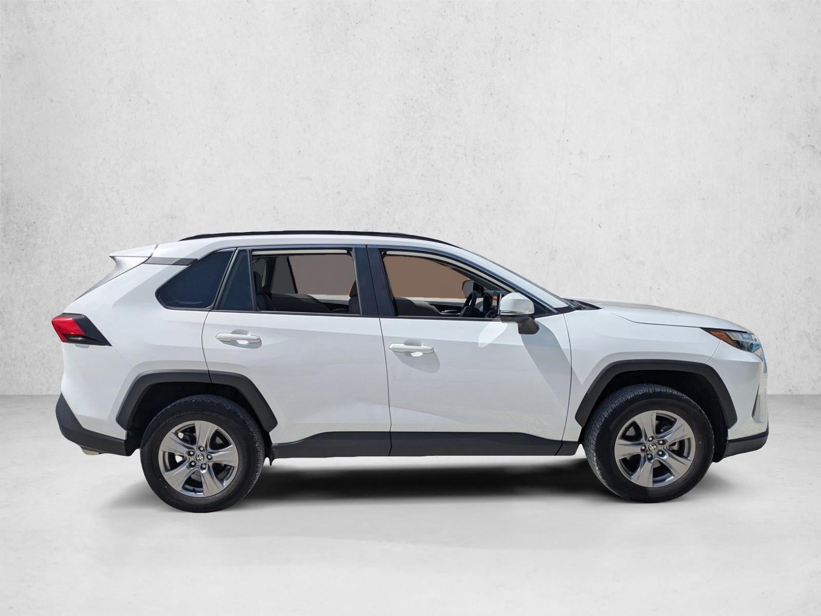 2023 Toyota RAV4 XLE FWD (GS)