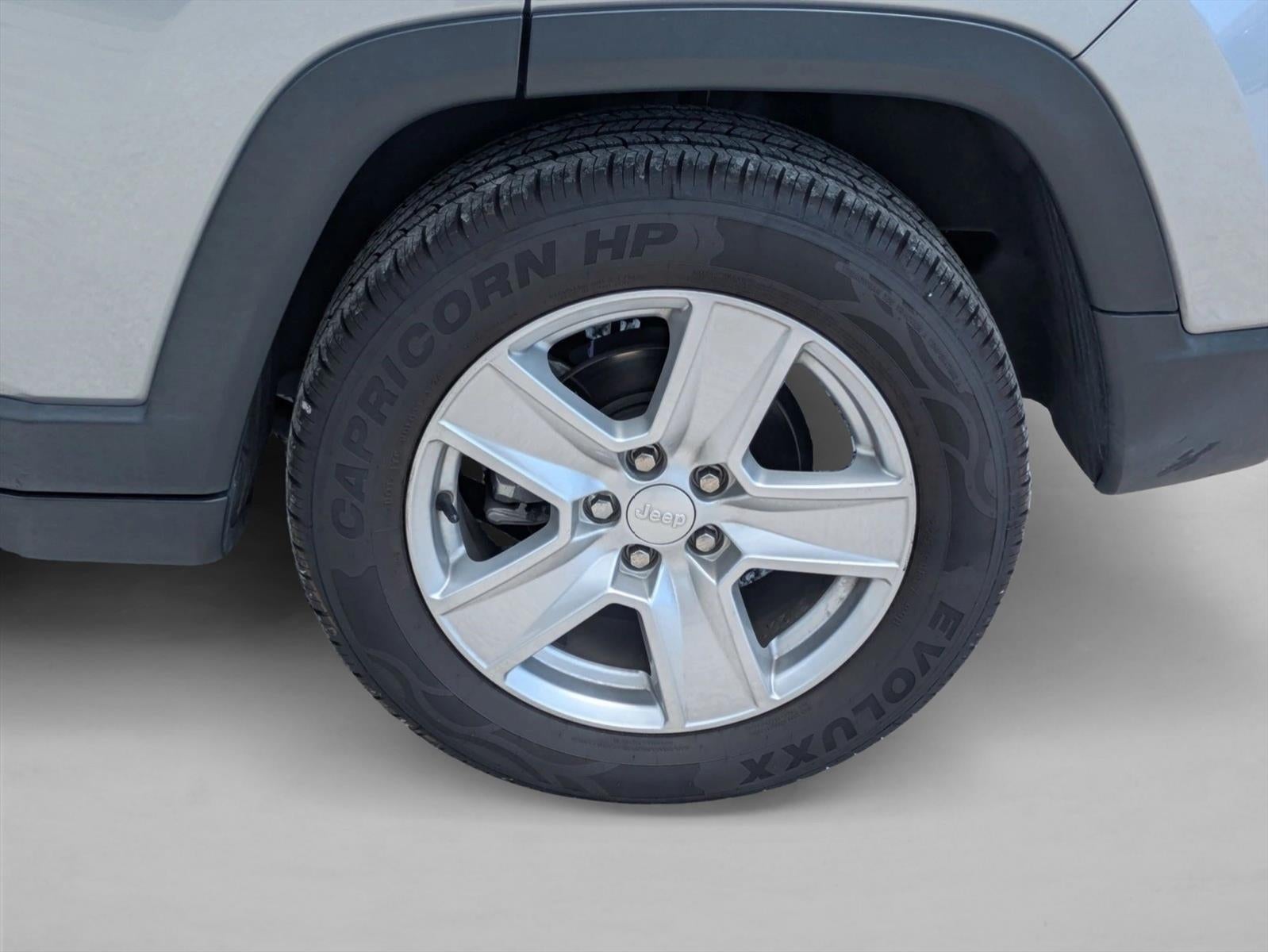 2022 Jeep Compass Latitude FWD