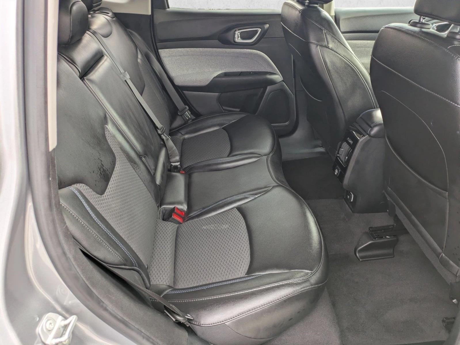 2022 Jeep Compass Latitude FWD