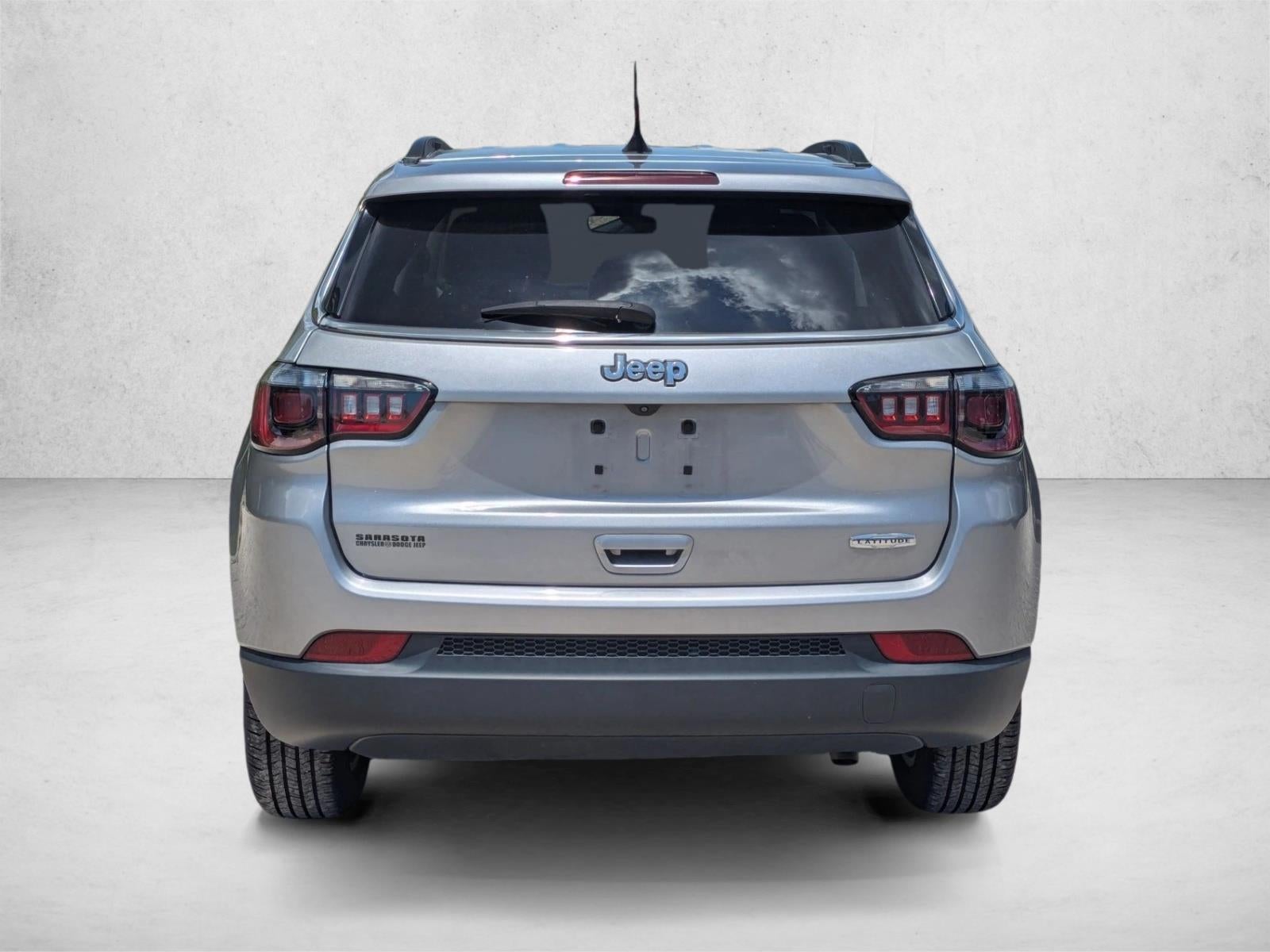 2022 Jeep Compass Latitude FWD