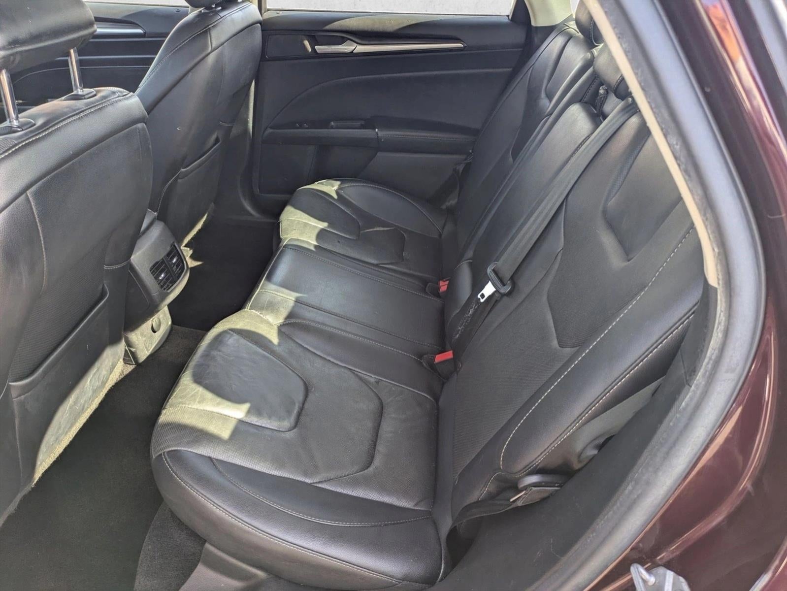 2017 Ford Fusion Titanium FWD