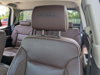 2018 Chevrolet Silverado 1500 Crew Cab Short Box 2-Wheel Drive High Country