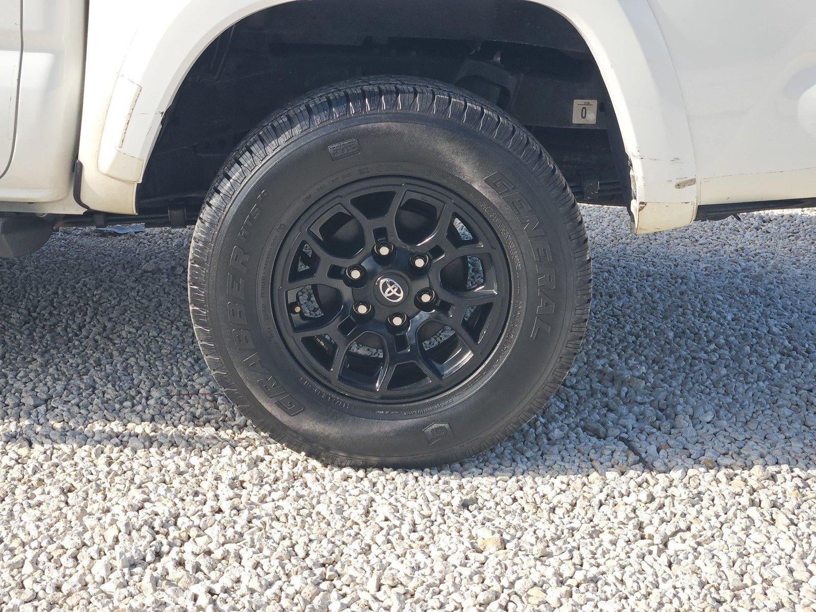 2022 Toyota Tacoma 2WD 2WD SR5 Double Cab 5' Bed V6 AT (GS)