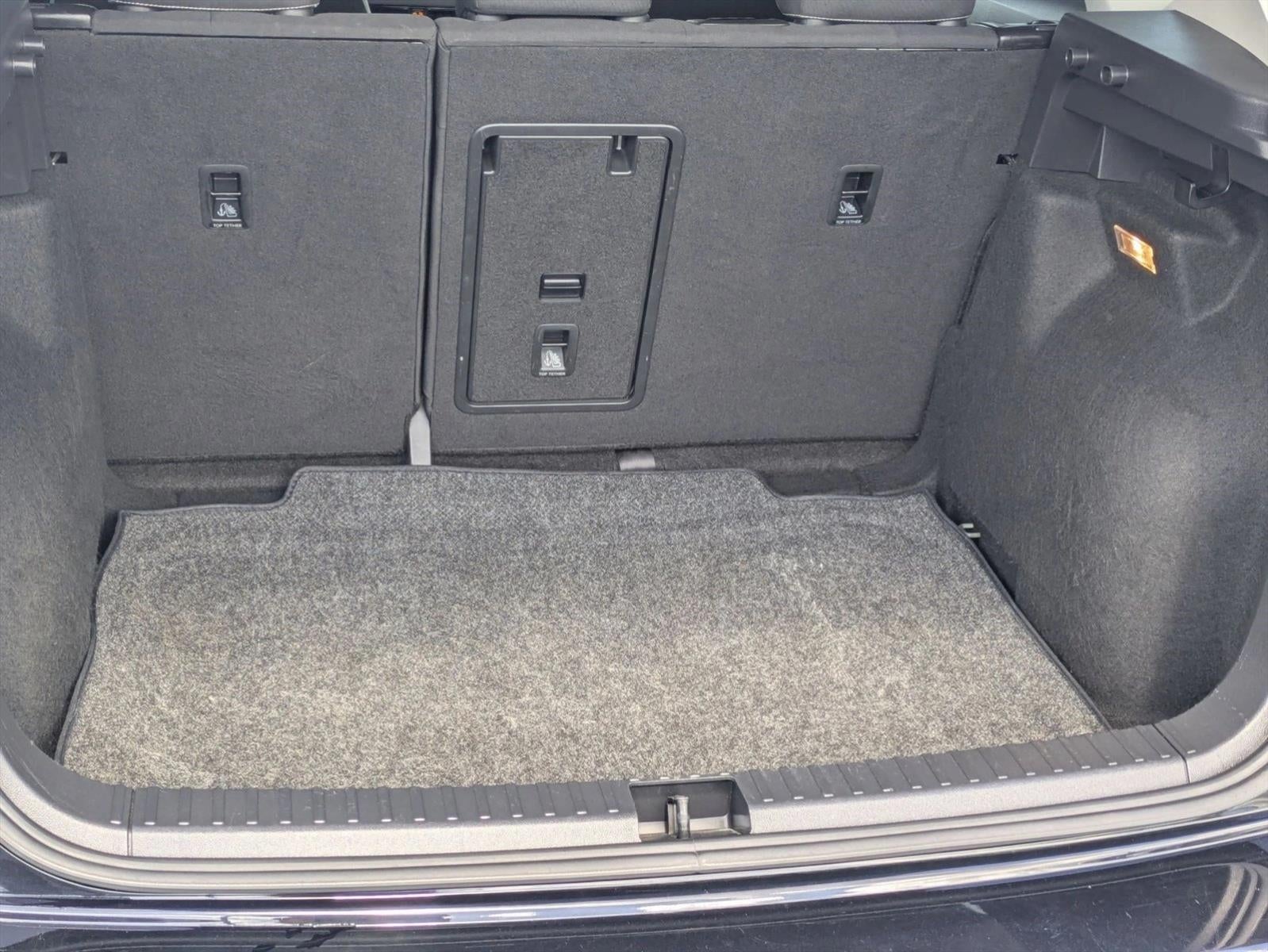 2022 Volkswagen Taos S FWD