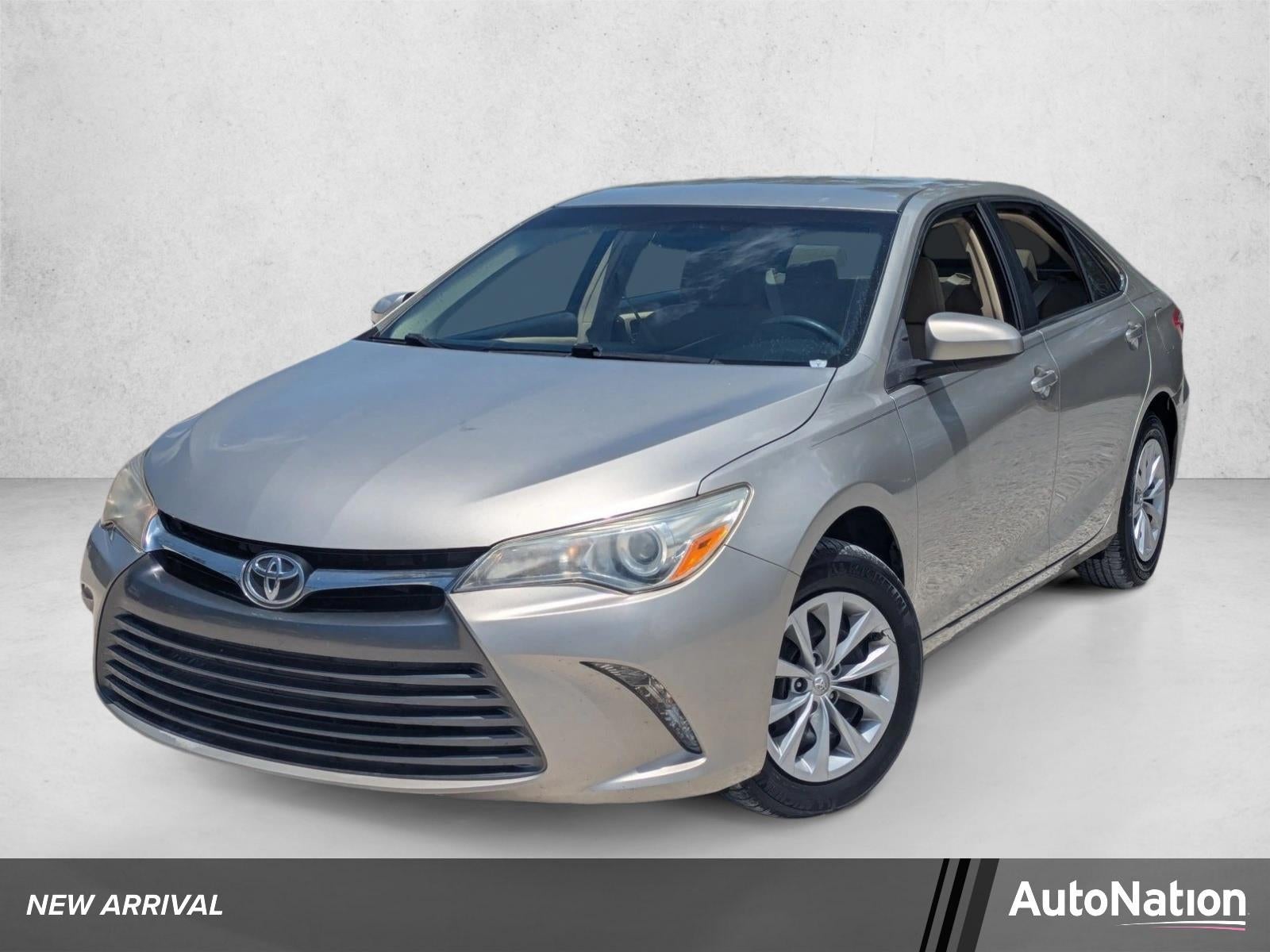 2017 Toyota Camry LE Auto (SE)
