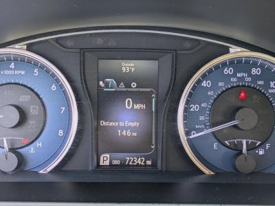 2017 Toyota Camry LE Auto (SE)