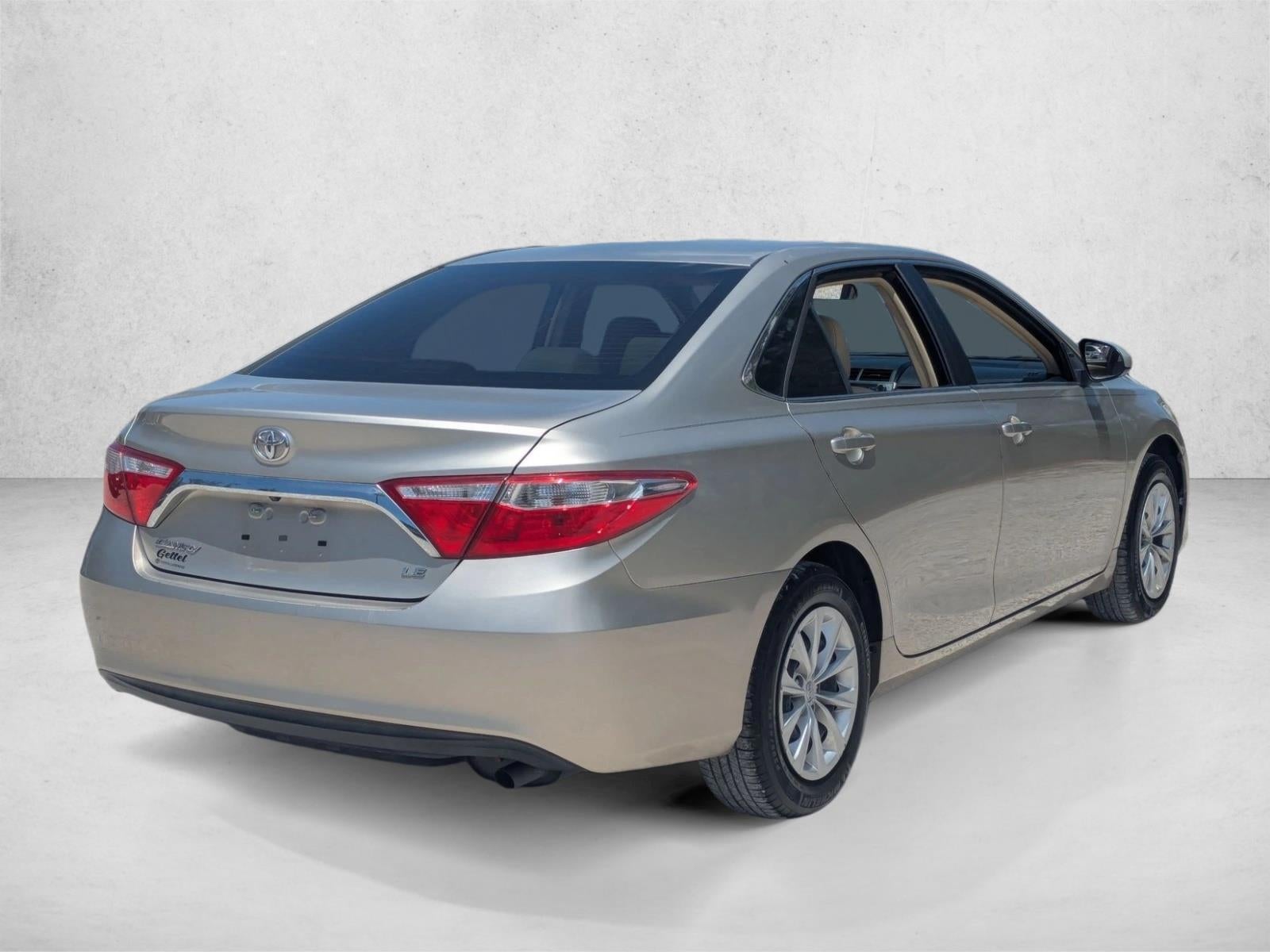 2017 Toyota Camry LE Auto (SE)