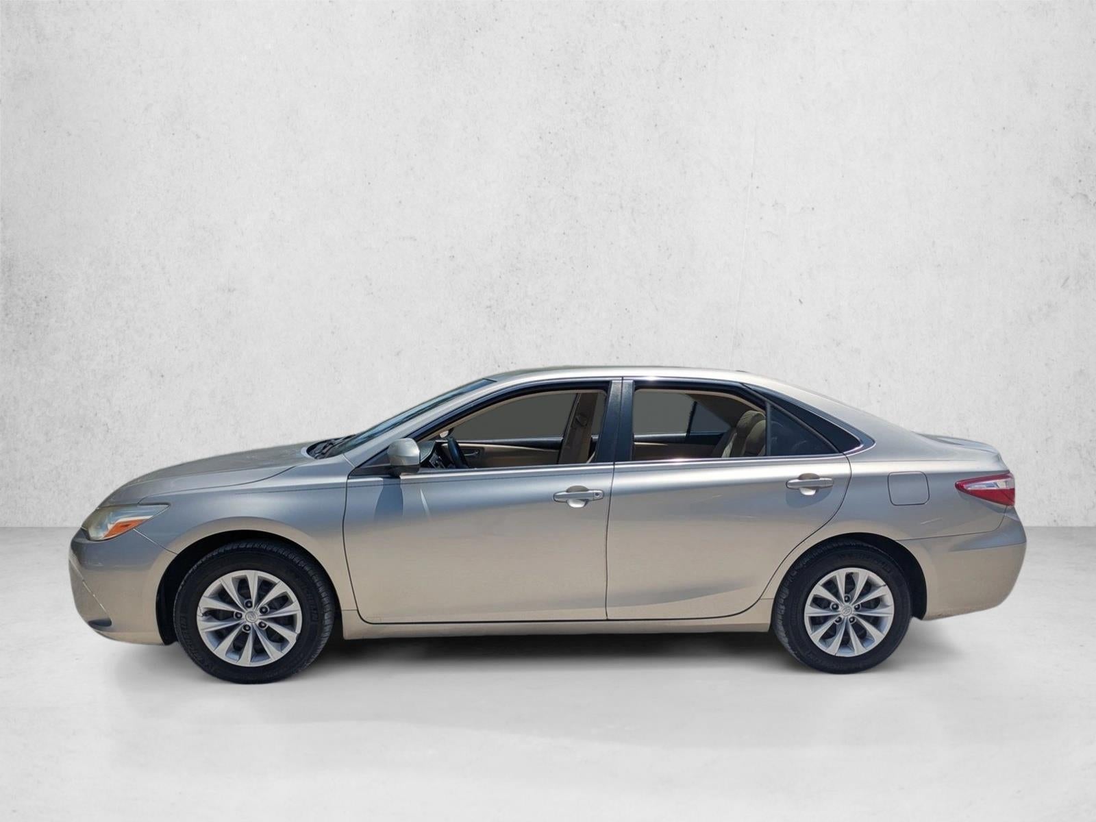 2017 Toyota Camry LE Auto (SE)