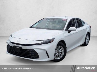 2025 Toyota Camry LE AWD (Natl)