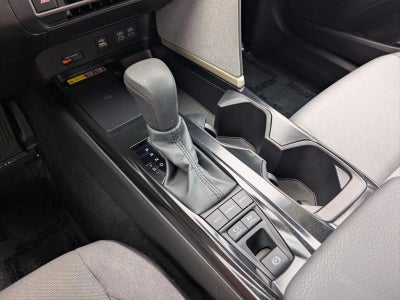 2025 Toyota Camry LE AWD (Natl)