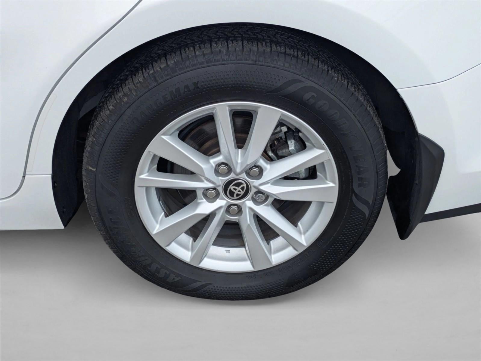 2025 Toyota Camry LE AWD (Natl)