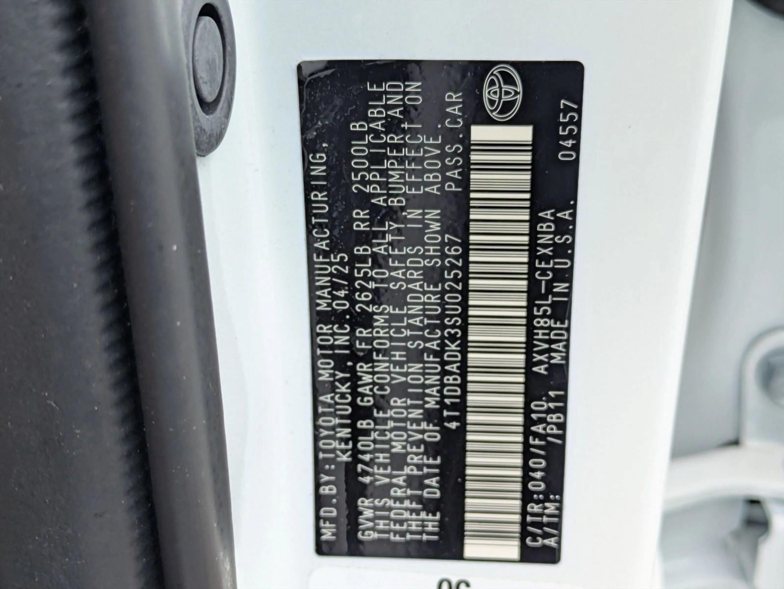 2025 Toyota Camry LE AWD (Natl)