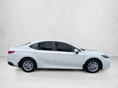2025 Toyota Camry LE AWD (Natl)