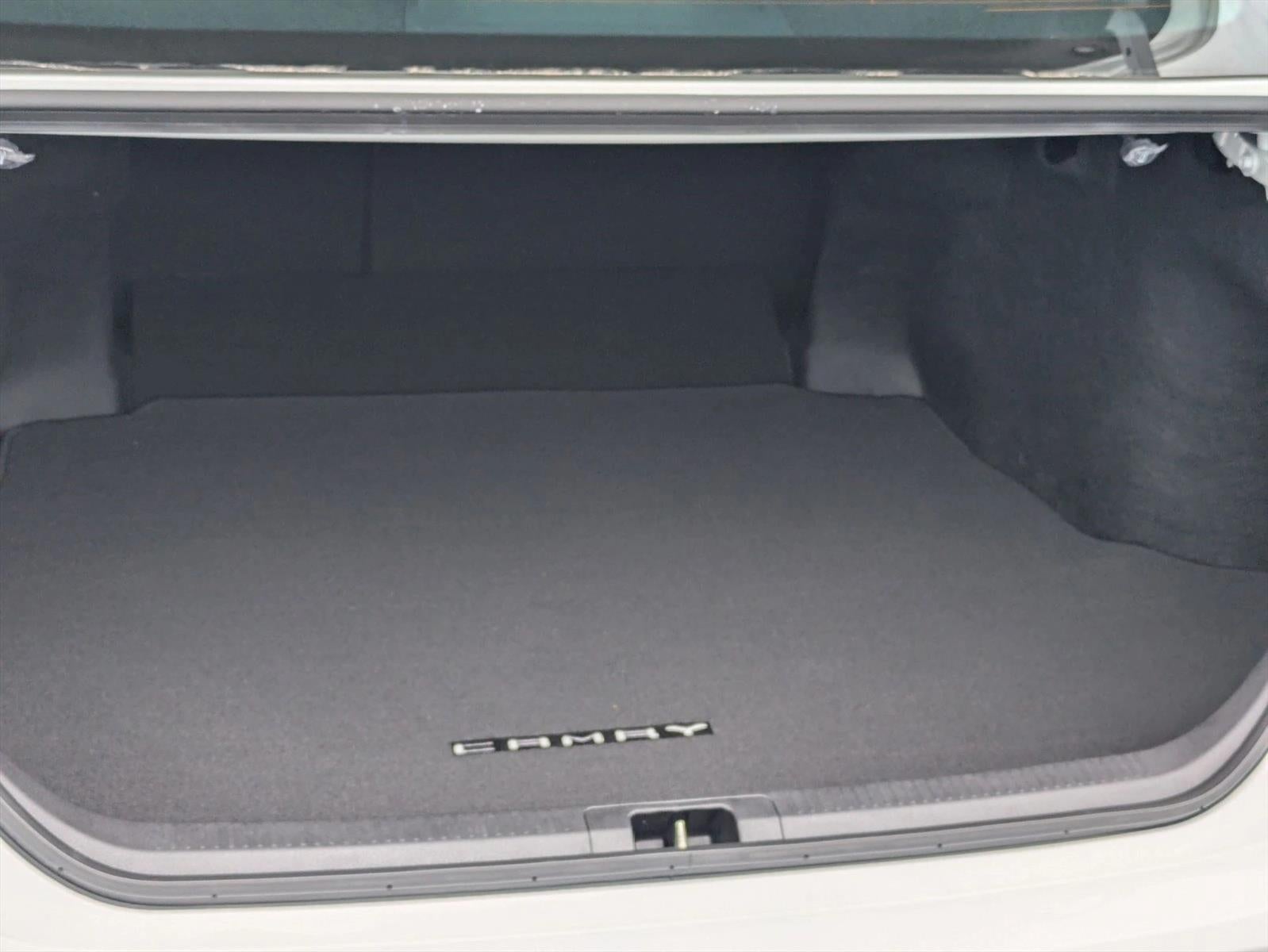 2025 Toyota Camry LE AWD (Natl)