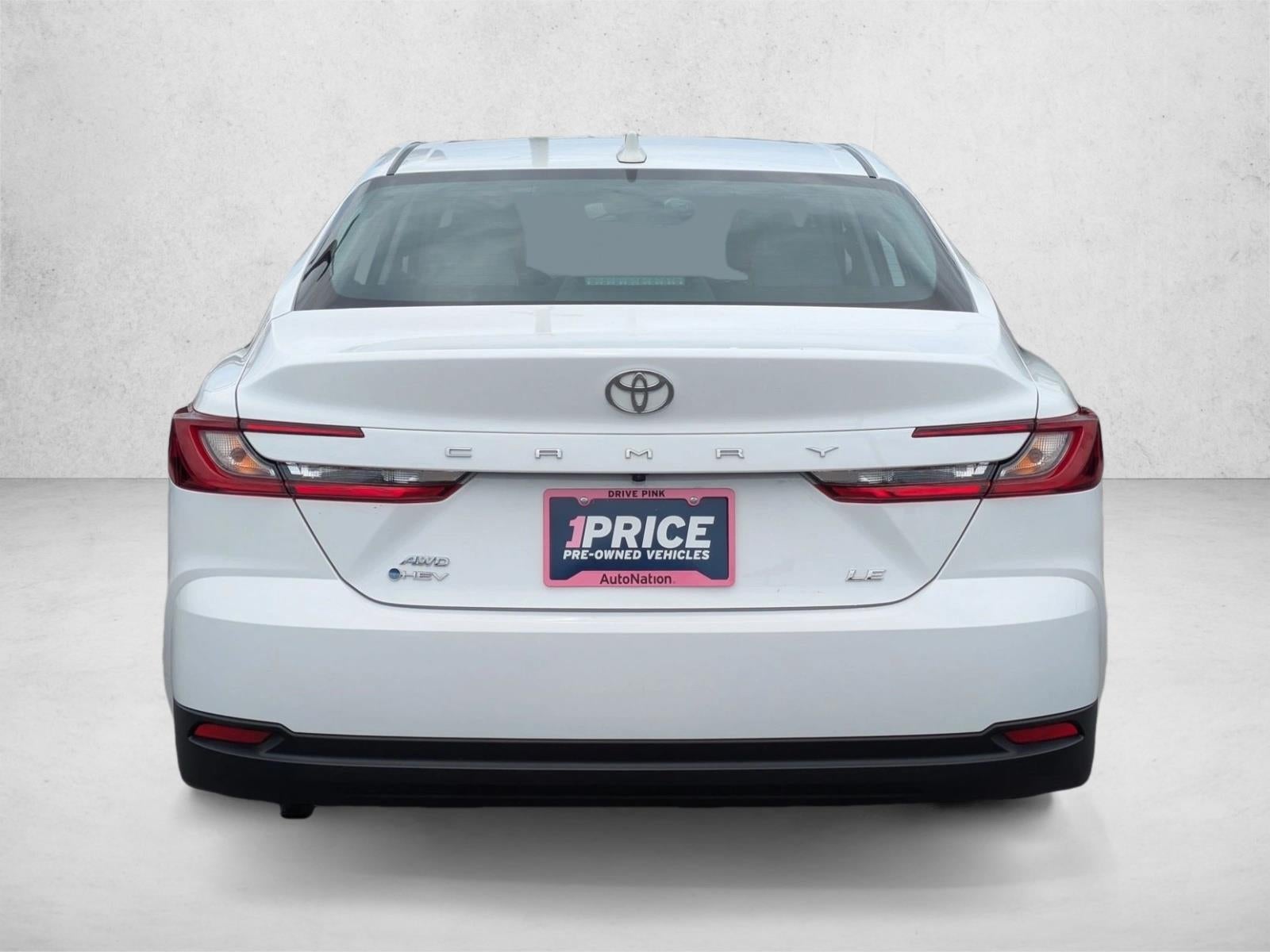 2025 Toyota Camry LE AWD (Natl)