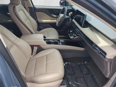 2023 Lincoln Corsair Standard FWD