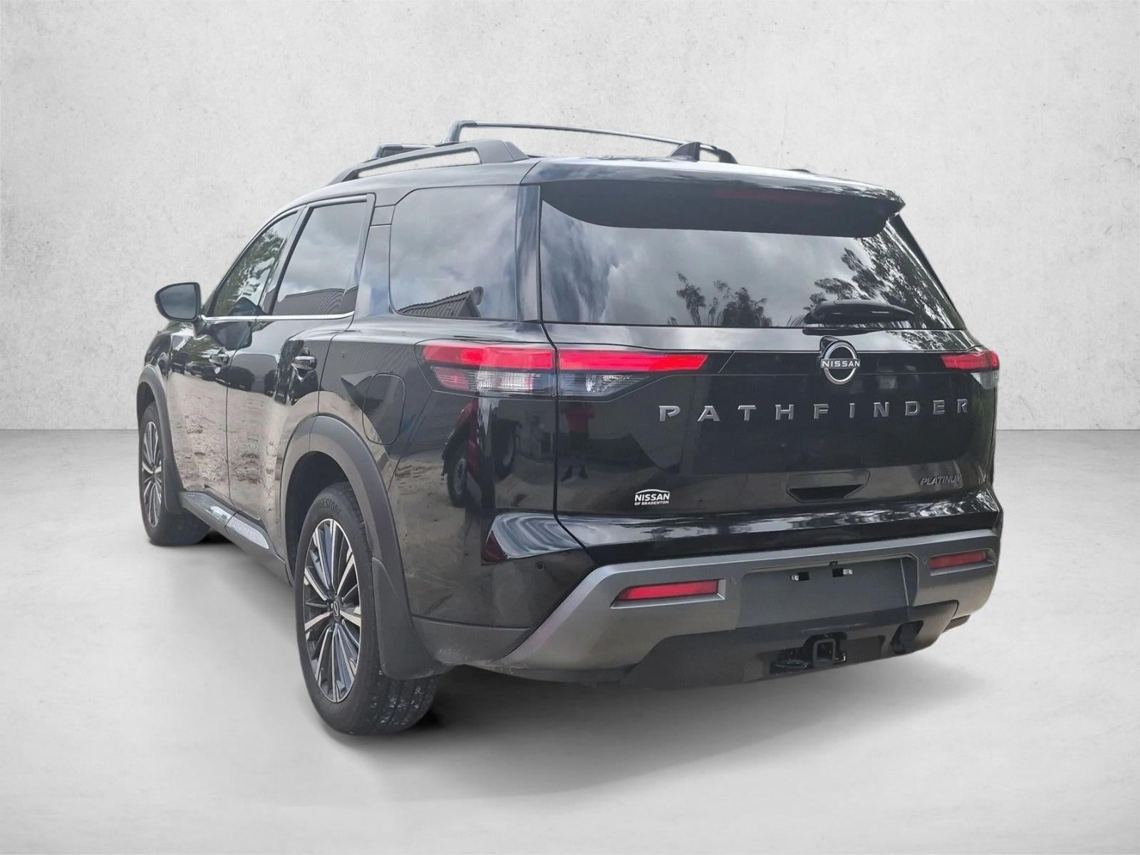 2026 Nissan Pathfinder Platinum 2WD