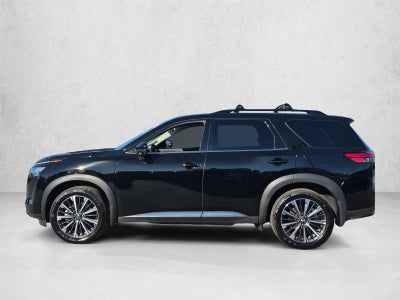 2026 Nissan Pathfinder Platinum 2WD