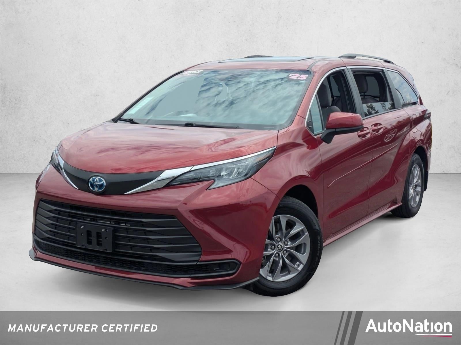 2025 Toyota Sienna LE AWD 8-Passenger (Natl)