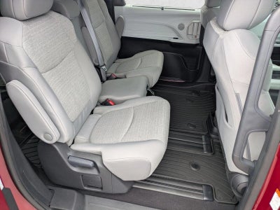 2025 Toyota Sienna LE AWD 8-Passenger (Natl)