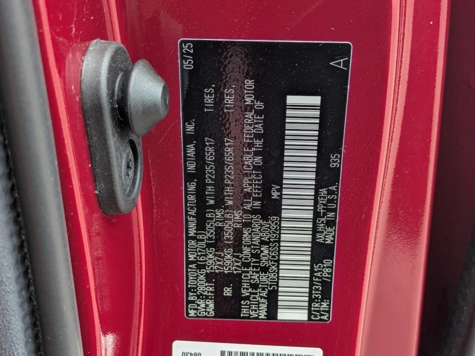2025 Toyota Sienna LE AWD 8-Passenger (Natl)