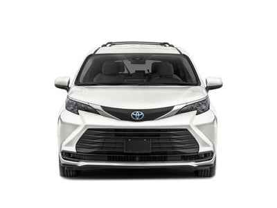 2025 Toyota Sienna LE AWD 8-Passenger (Natl)