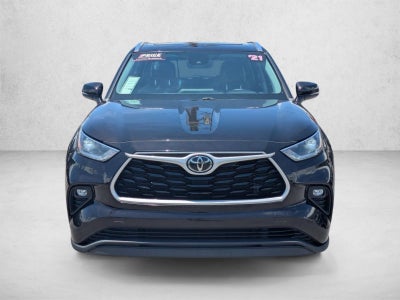 2021 Toyota Highlander XLE FWD (Natl)