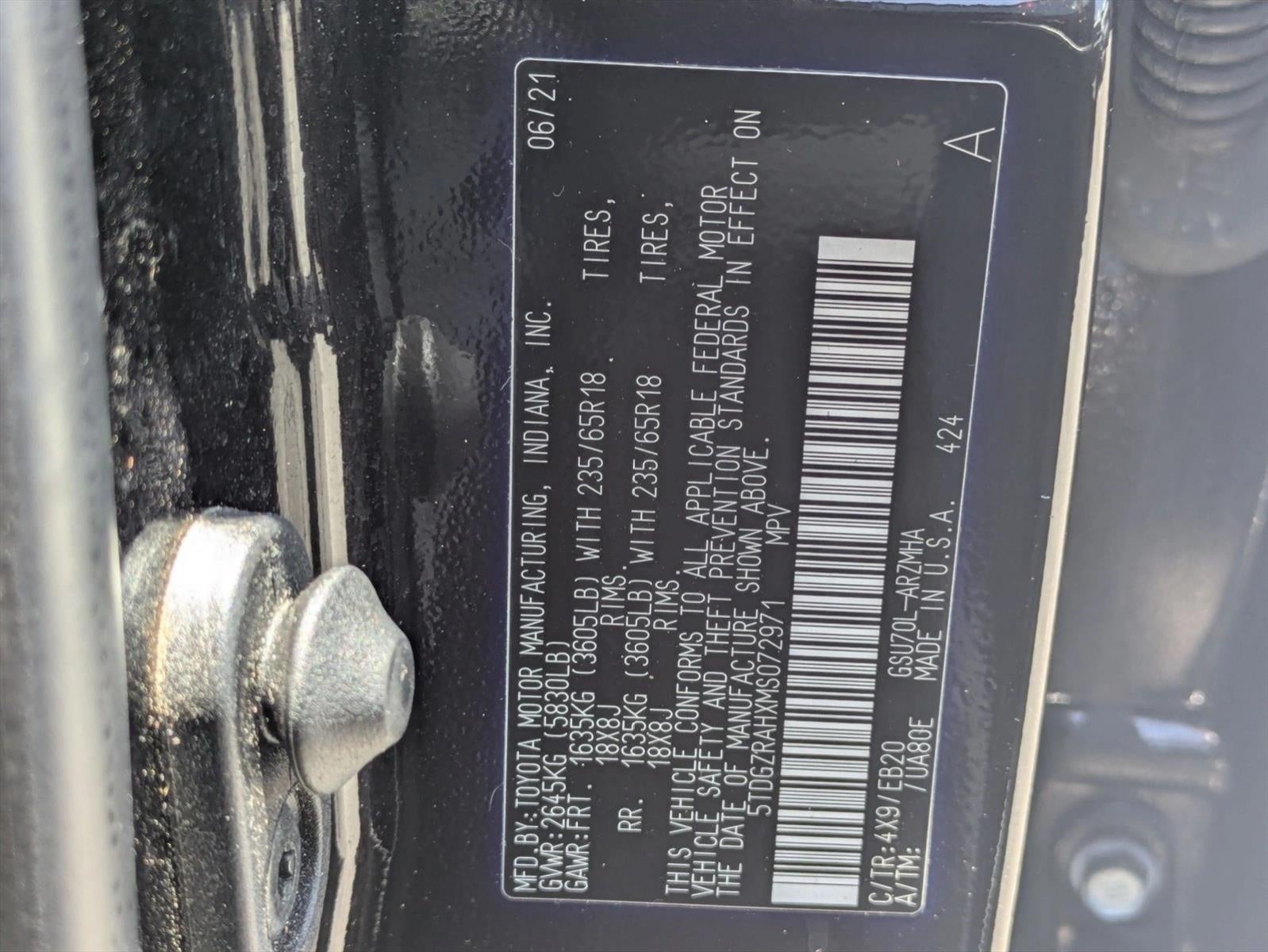 2021 Toyota Highlander XLE FWD (Natl)