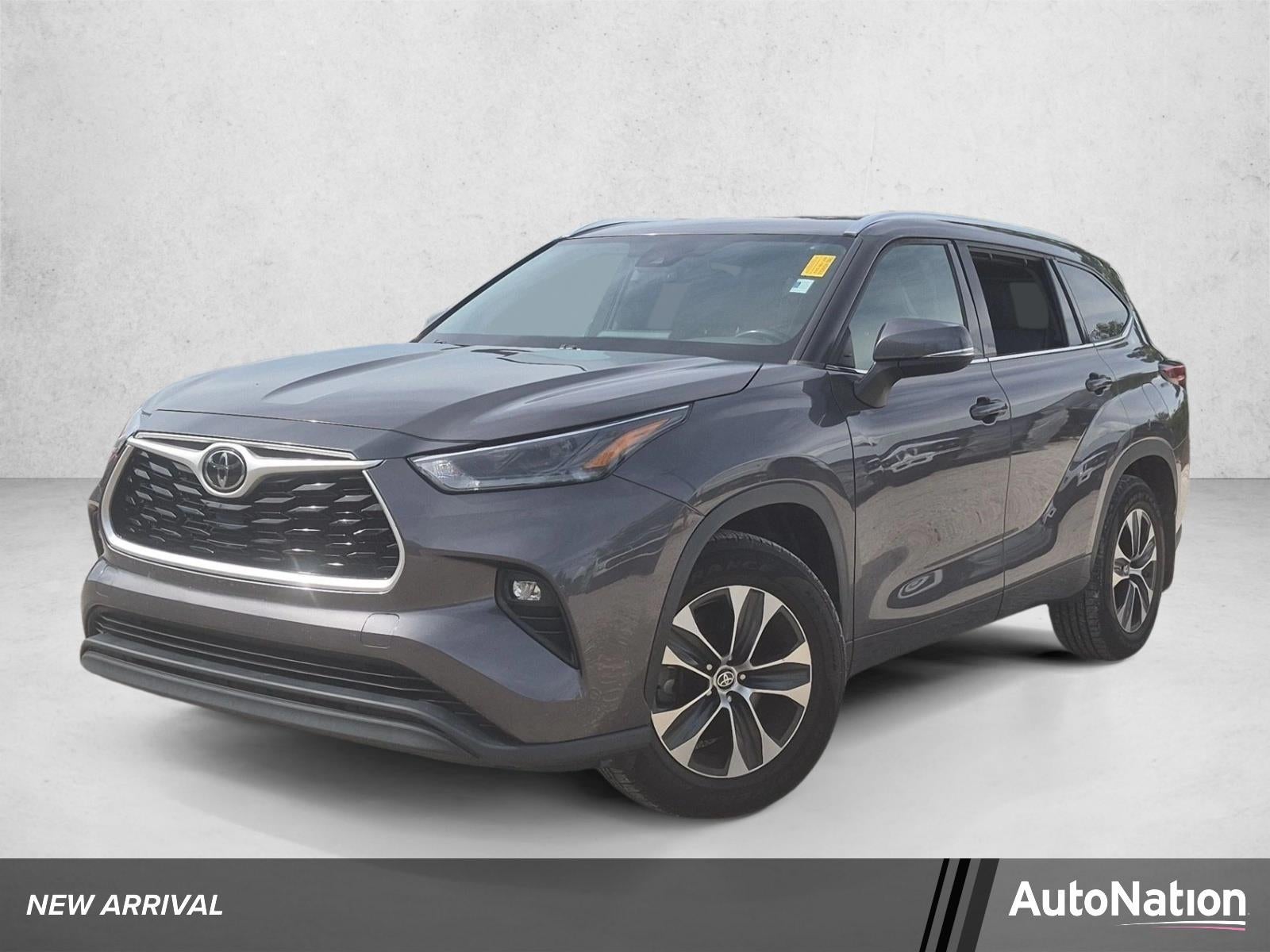2021 Toyota Highlander XLE AWD (Natl)