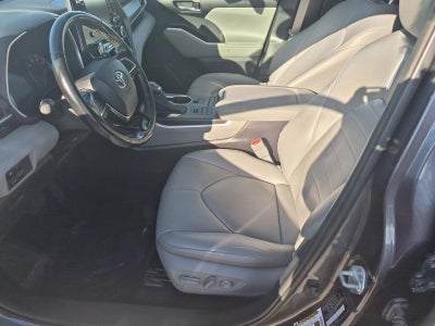 2021 Toyota Highlander XLE AWD (Natl)