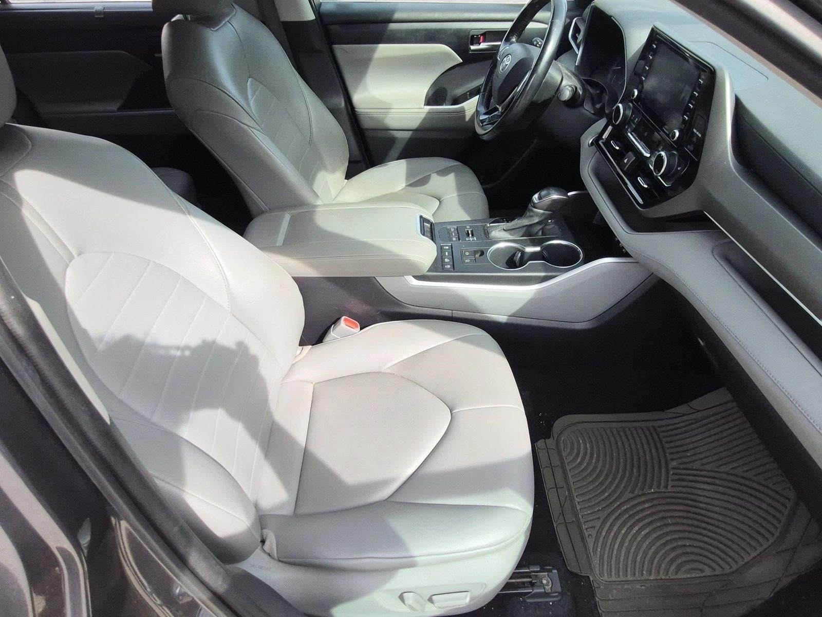2021 Toyota Highlander XLE AWD (Natl)