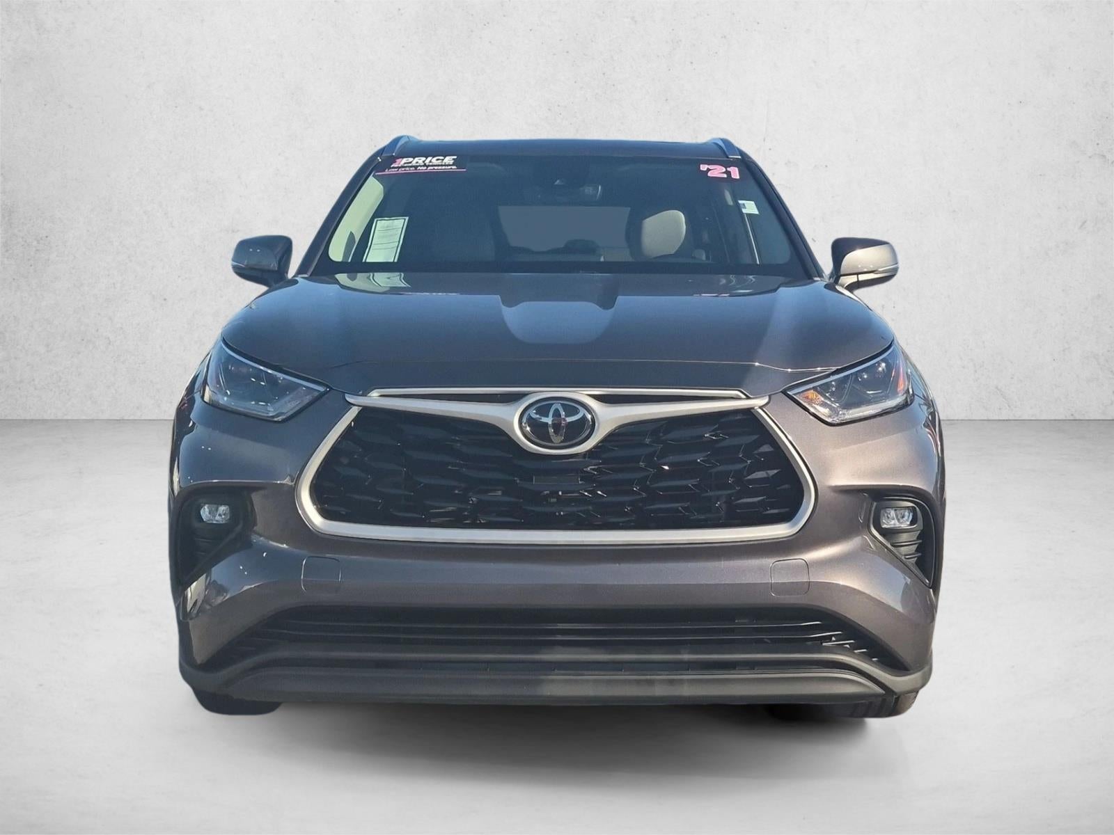 2021 Toyota Highlander XLE AWD (Natl)