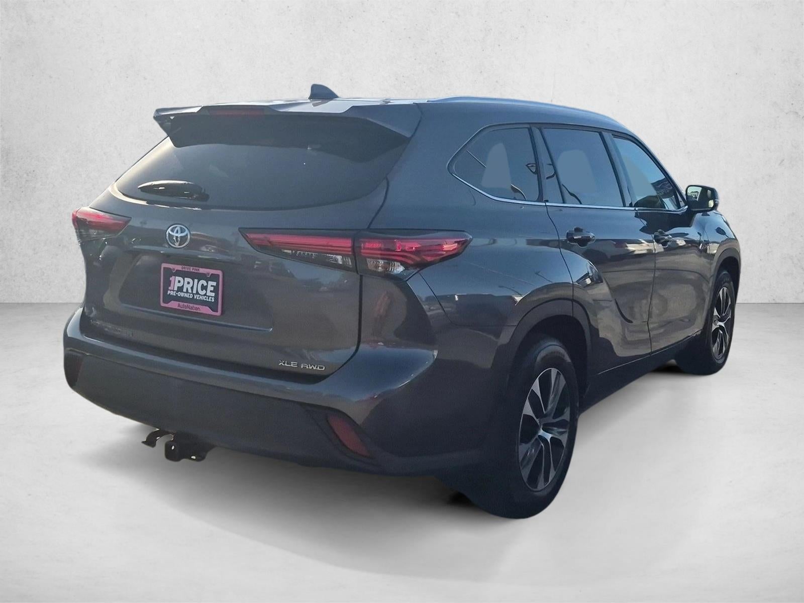 2021 Toyota Highlander XLE AWD (Natl)