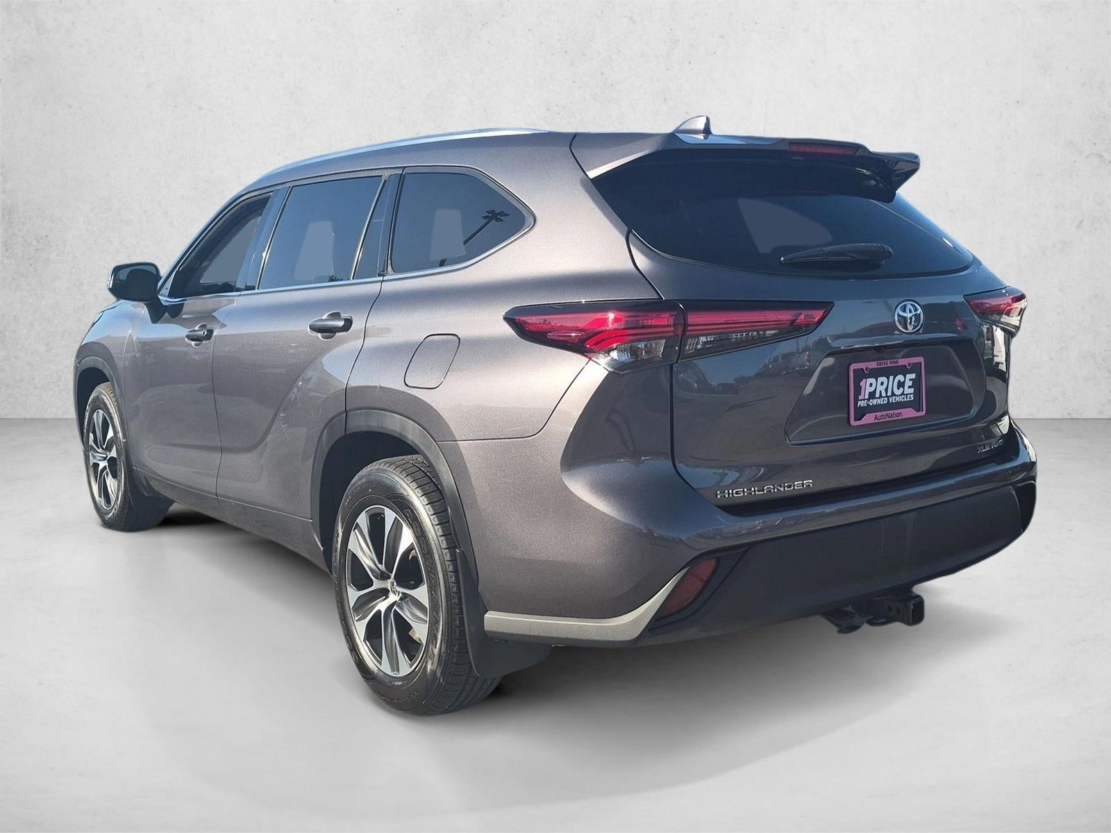 2021 Toyota Highlander XLE AWD (Natl)