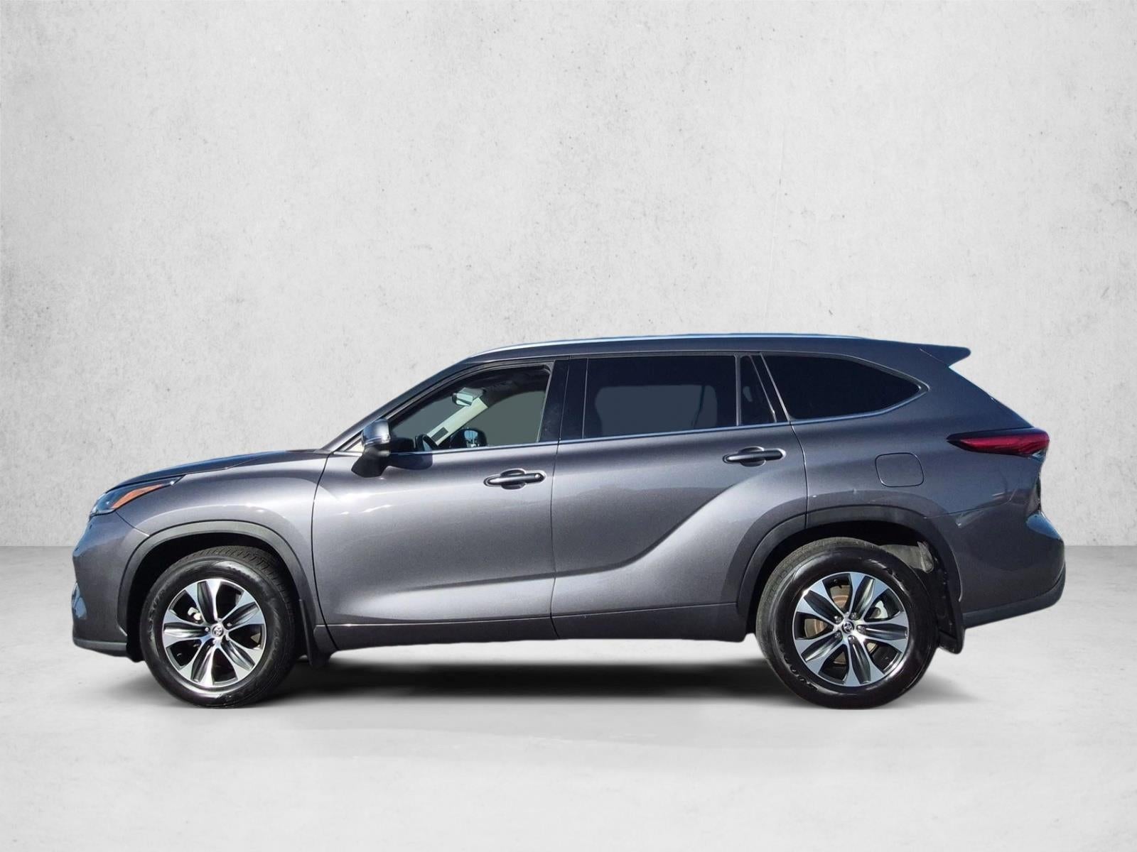 2021 Toyota Highlander XLE AWD (Natl)