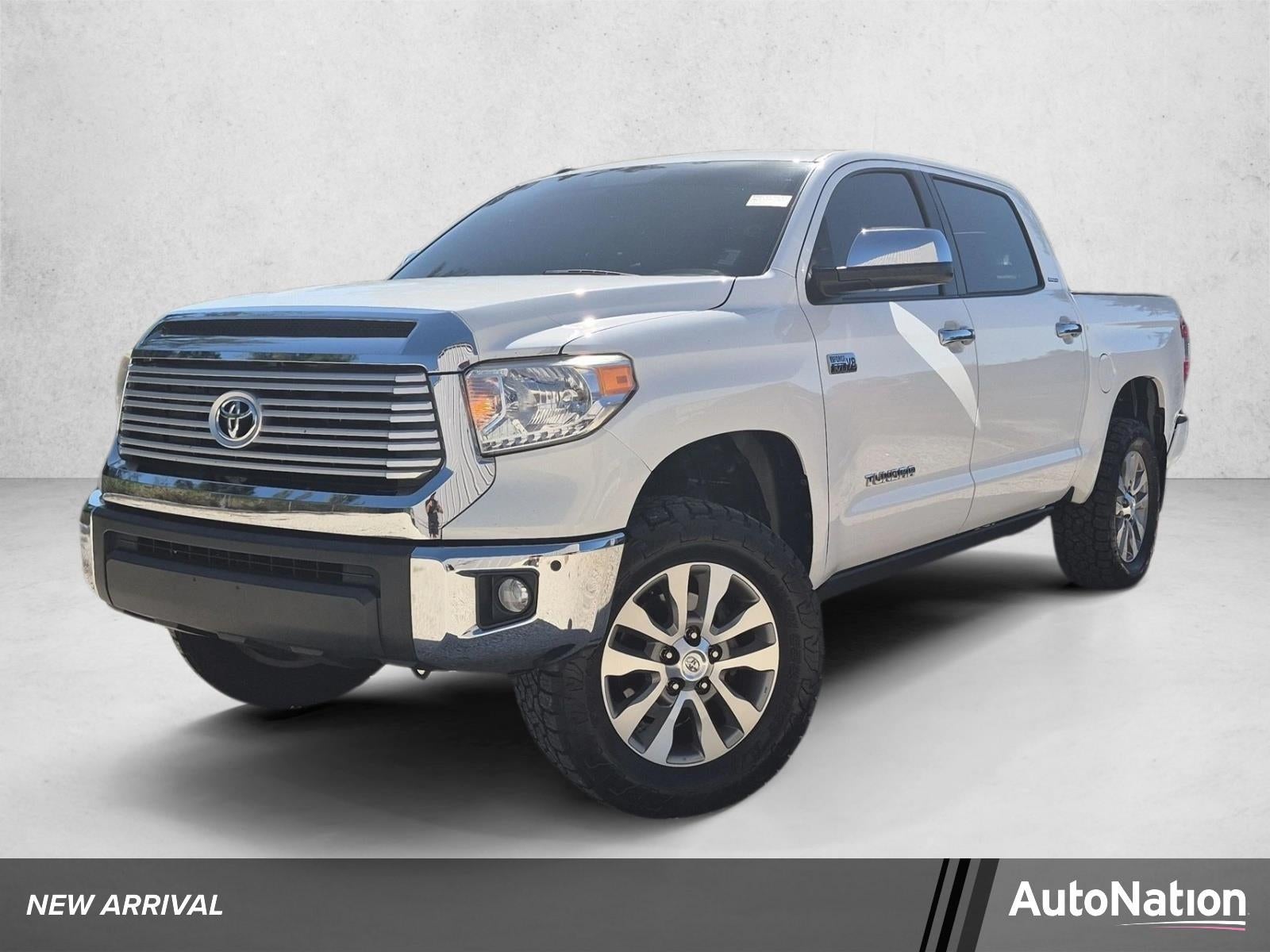 2017 Toyota Tundra 2WD 2WD Limited CrewMax 5.5' Bed 5.7L FFV (GS)