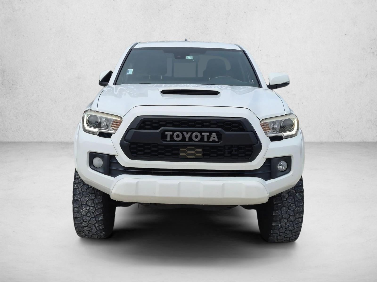 2018 Toyota Tacoma TRD Sport Access Cab 6' Bed V6 4x4 MT (Natl)