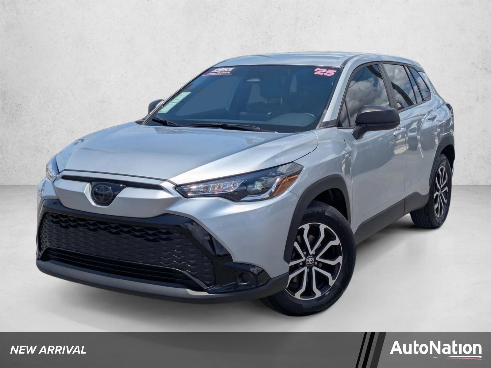 2025 Toyota Corolla Cross Hybrid S 4WD (Natl)