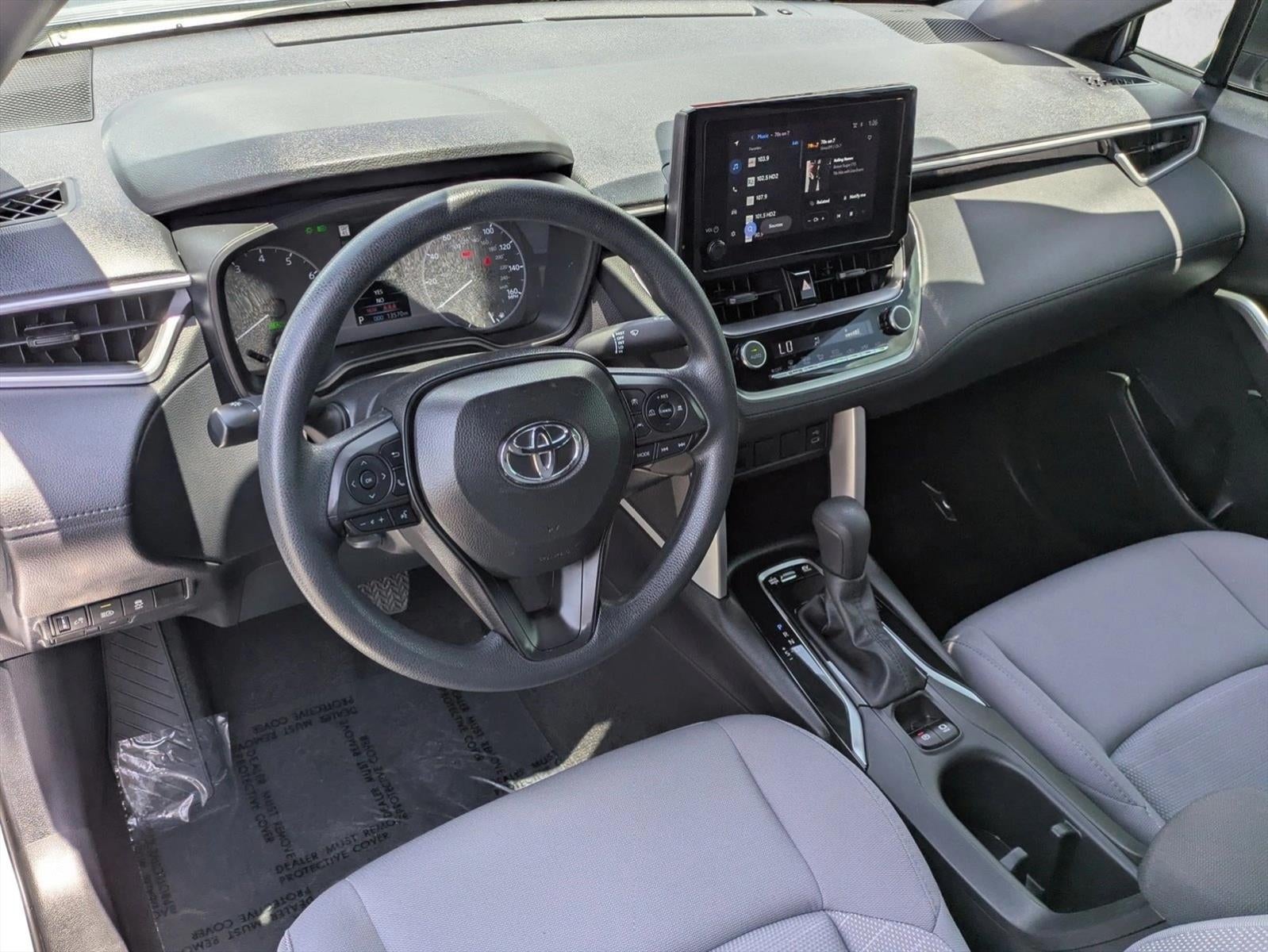 2025 Toyota Corolla Cross Hybrid S 4WD (Natl)