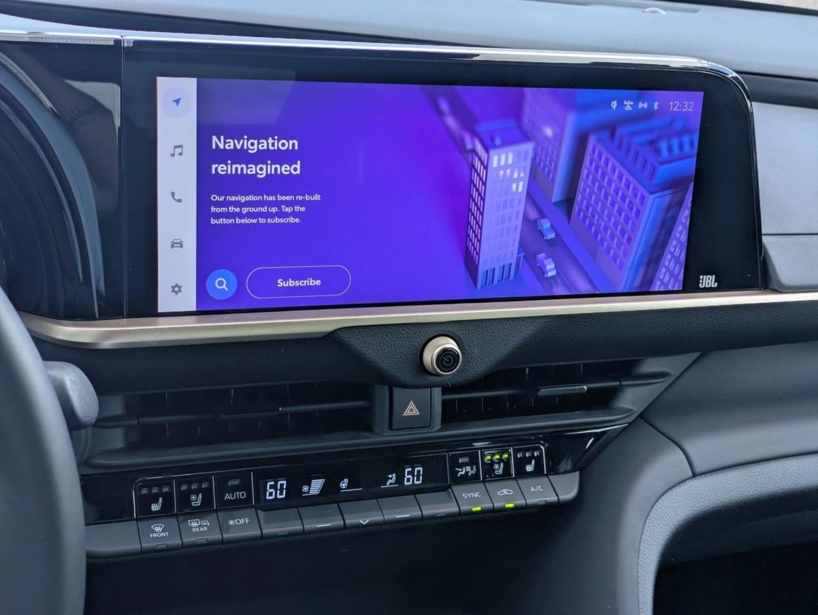 2023 Toyota Crown Limited AWD (Natl)