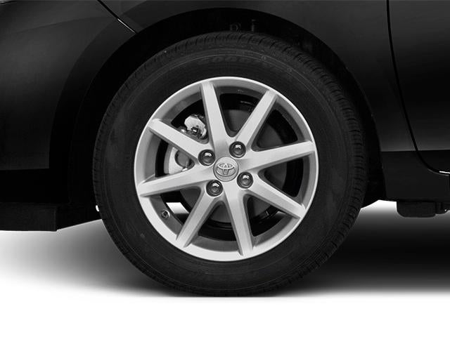 2013 Toyota Prius c 5dr HB Two (Natl)