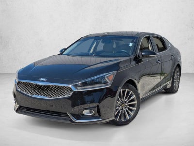 2017 Kia Cadenza Premium Sedan