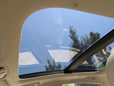 2017 Kia Cadenza Premium Sedan