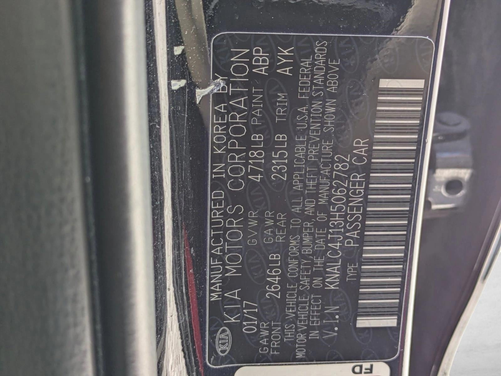 2017 Kia Cadenza Premium Sedan