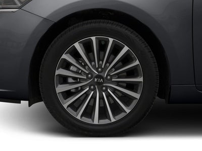 2017 Kia Cadenza Premium Sedan