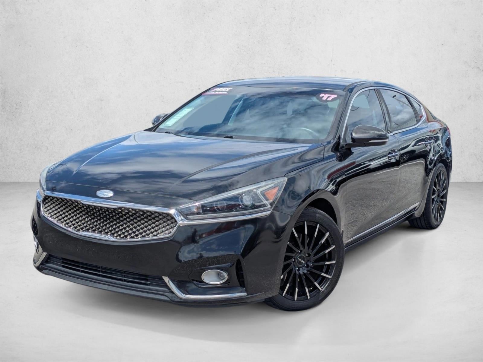 2017 Kia Cadenza Premium Sedan
