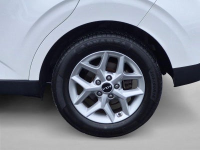 2023 Kia Soul LX IVT