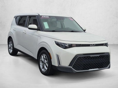 2023 Kia Soul LX IVT