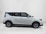 2023 Kia Soul LX IVT